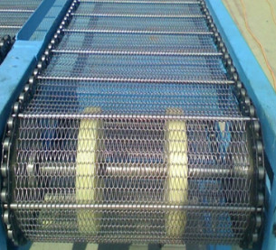 Movimentação de corrente de alta temperatura Flex Belt Wire Mesh liso da resistência para o transporte